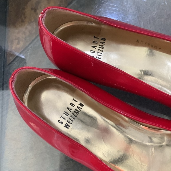 STUART WEITZMAN Quasar Patent Leather Pump - Picture 6 of 13